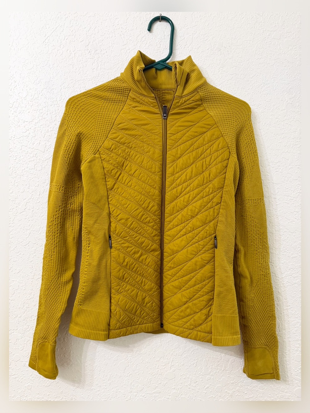 Athleta Flurry Force Insulated Primaloft Jacket